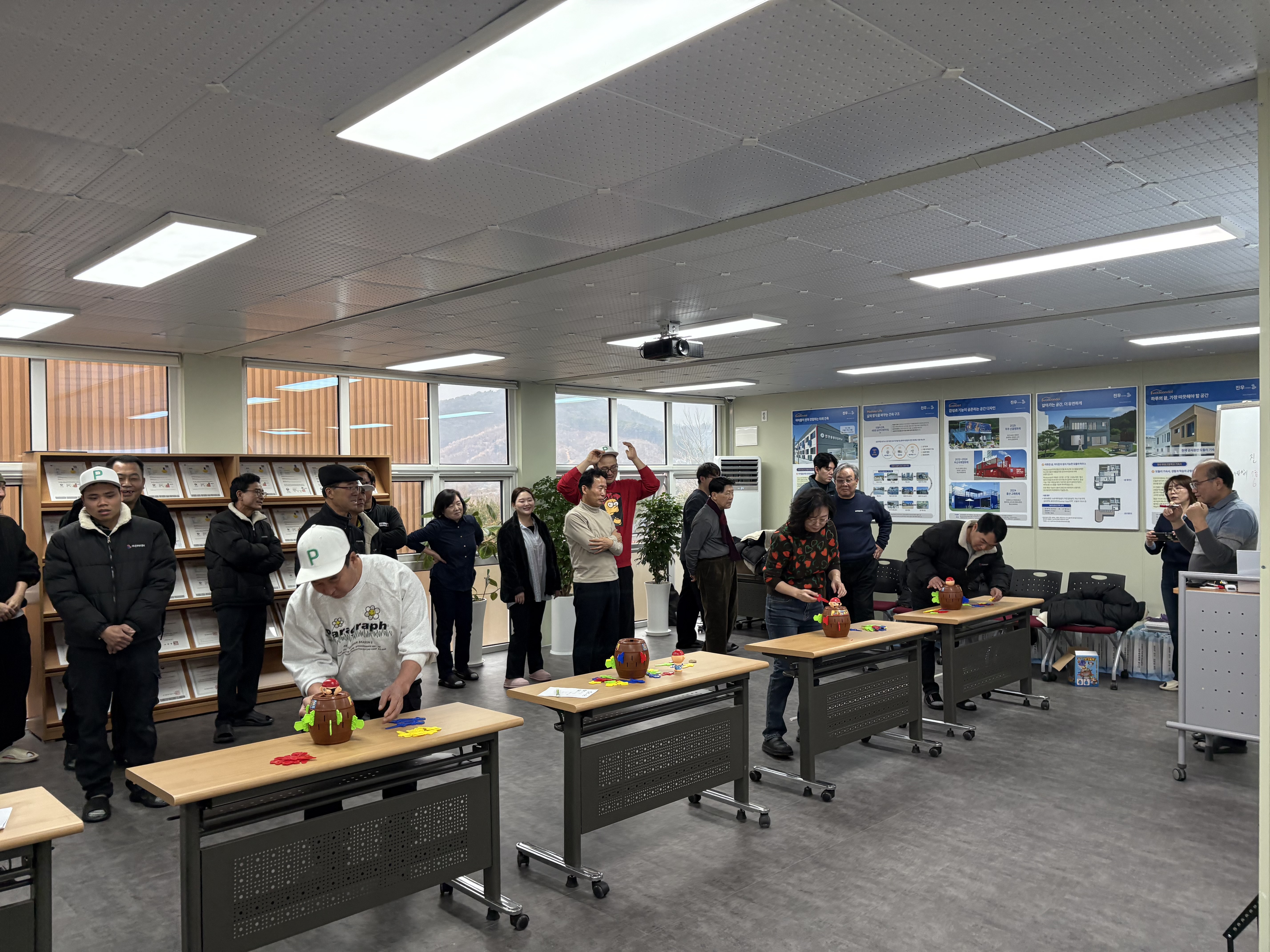 (주)진우아이엔씨, 임직원 ·협력사와 함께한 즐거운 송년회 [첨부 이미지9]